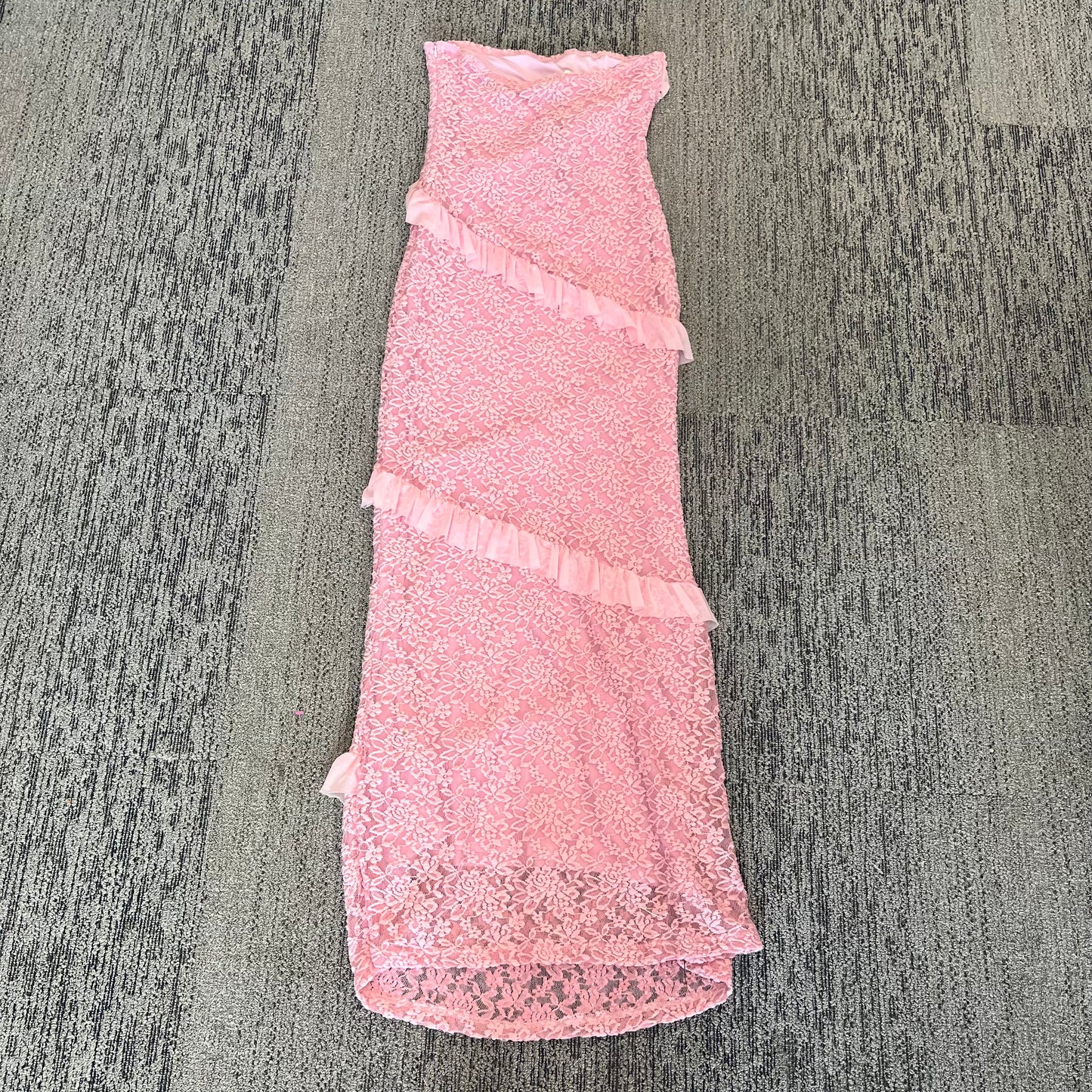 1X FashionNova Lace Maxi Dress New w/Tags!