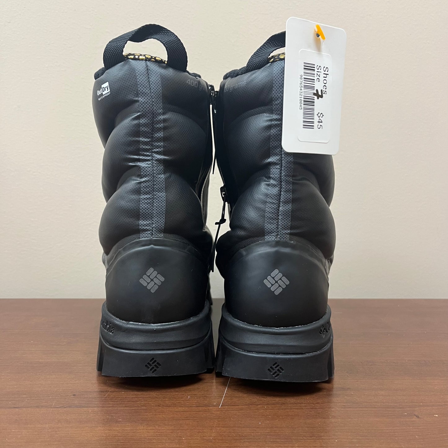 Size 7 Black Columbia Snowtrot Boots