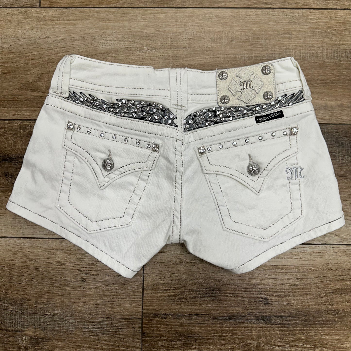 Miss Me 26 White Shorts