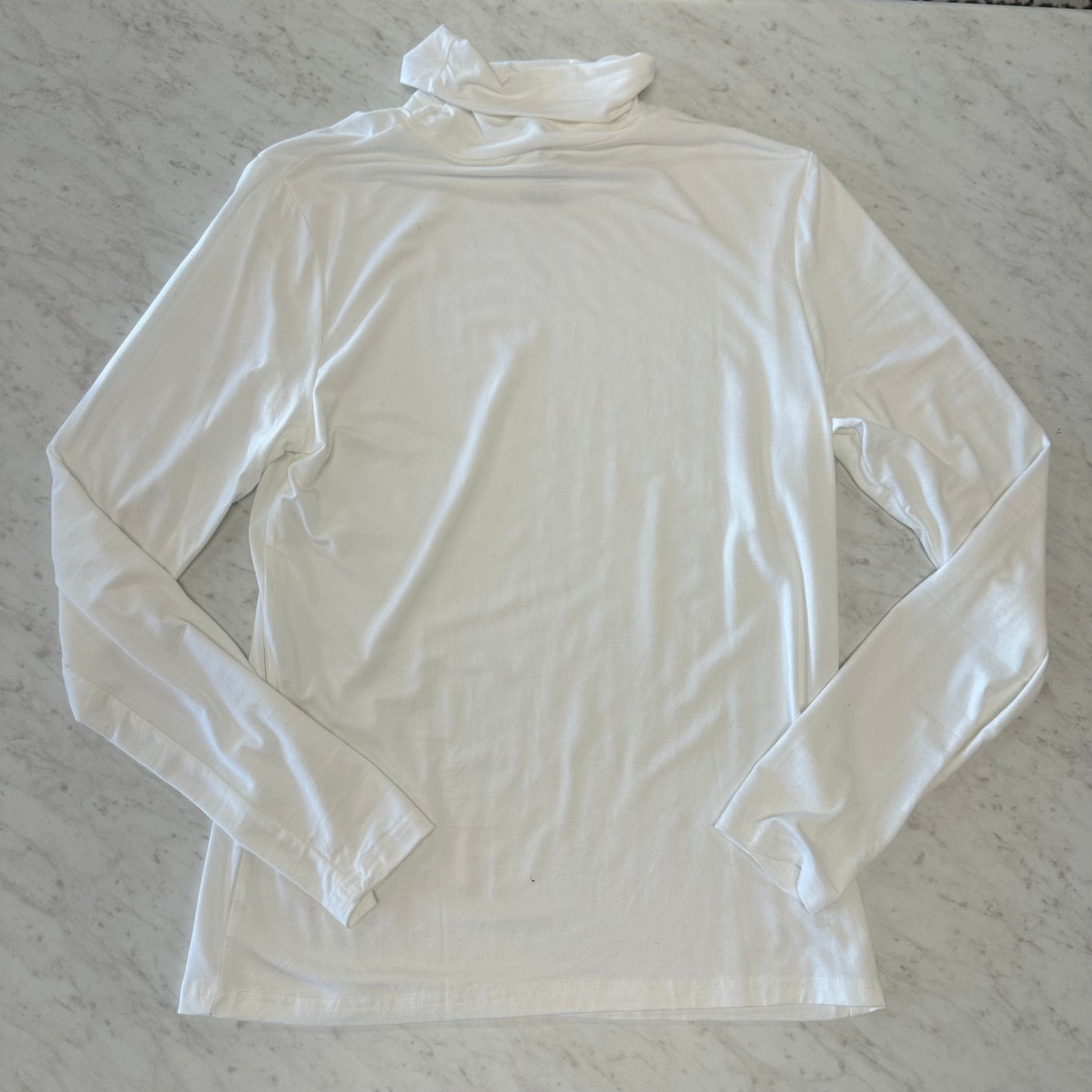 Large White Turtleneck Long Sleeve Top