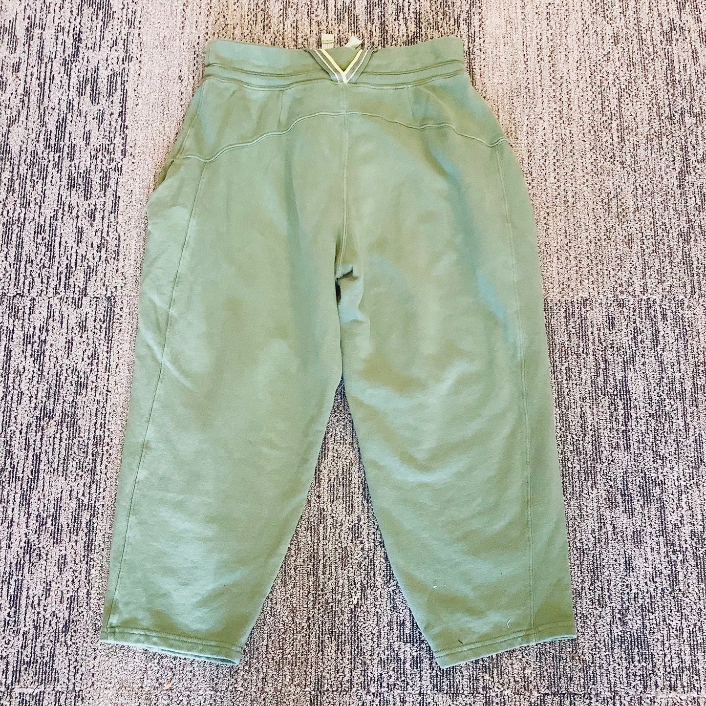 Free People medium cropped sweatpants