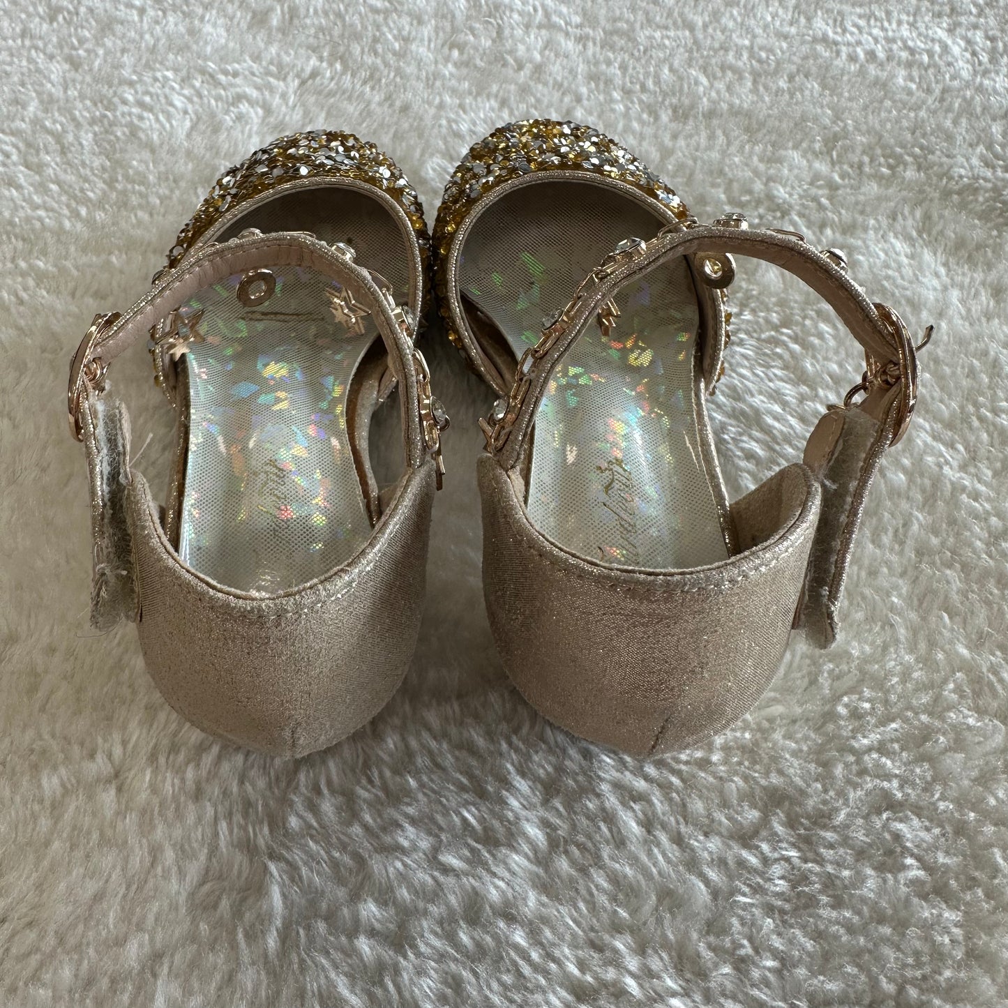Kids Furdeour 11 Gold Sparkly Shoes