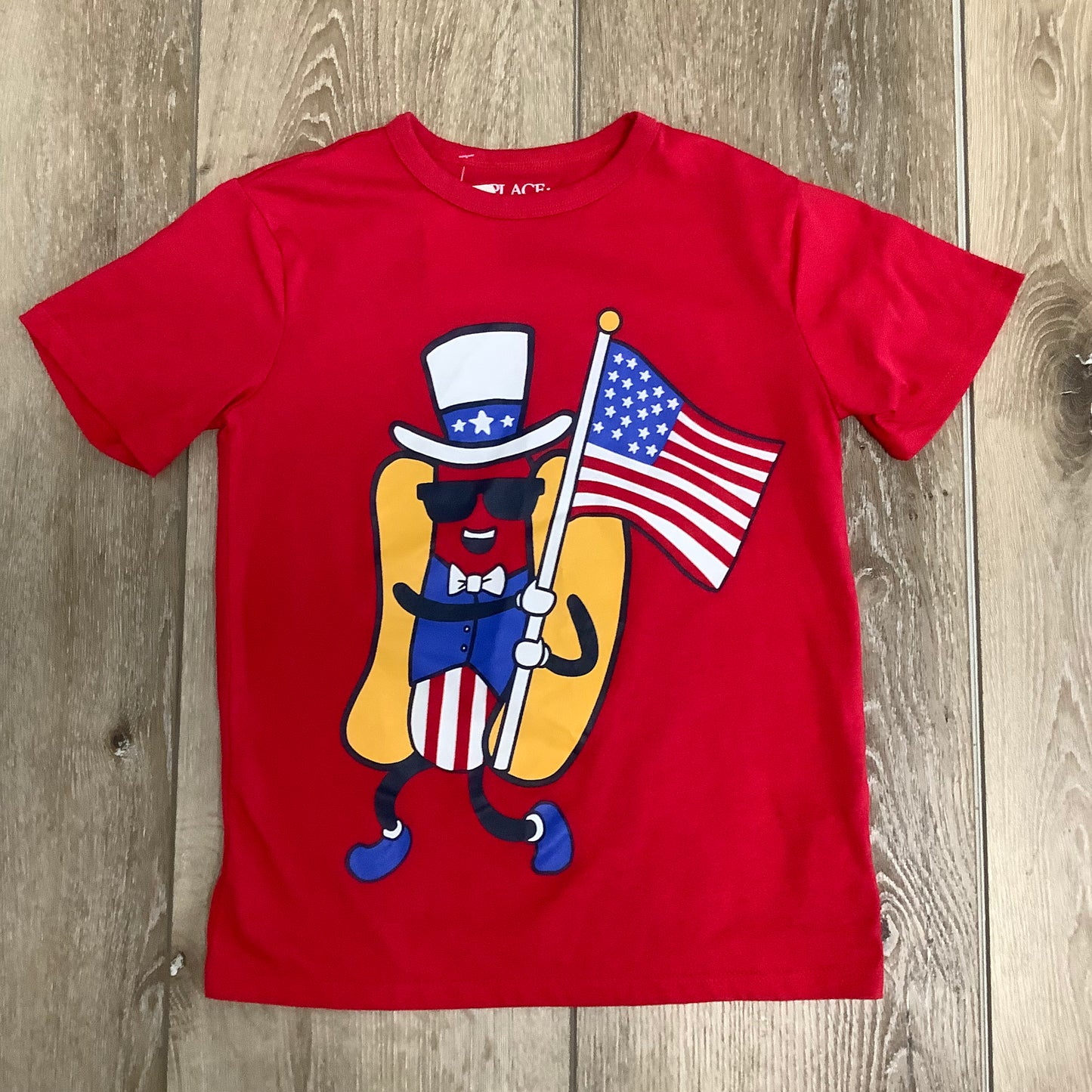Boys size 7-8 American flag hot dog tee