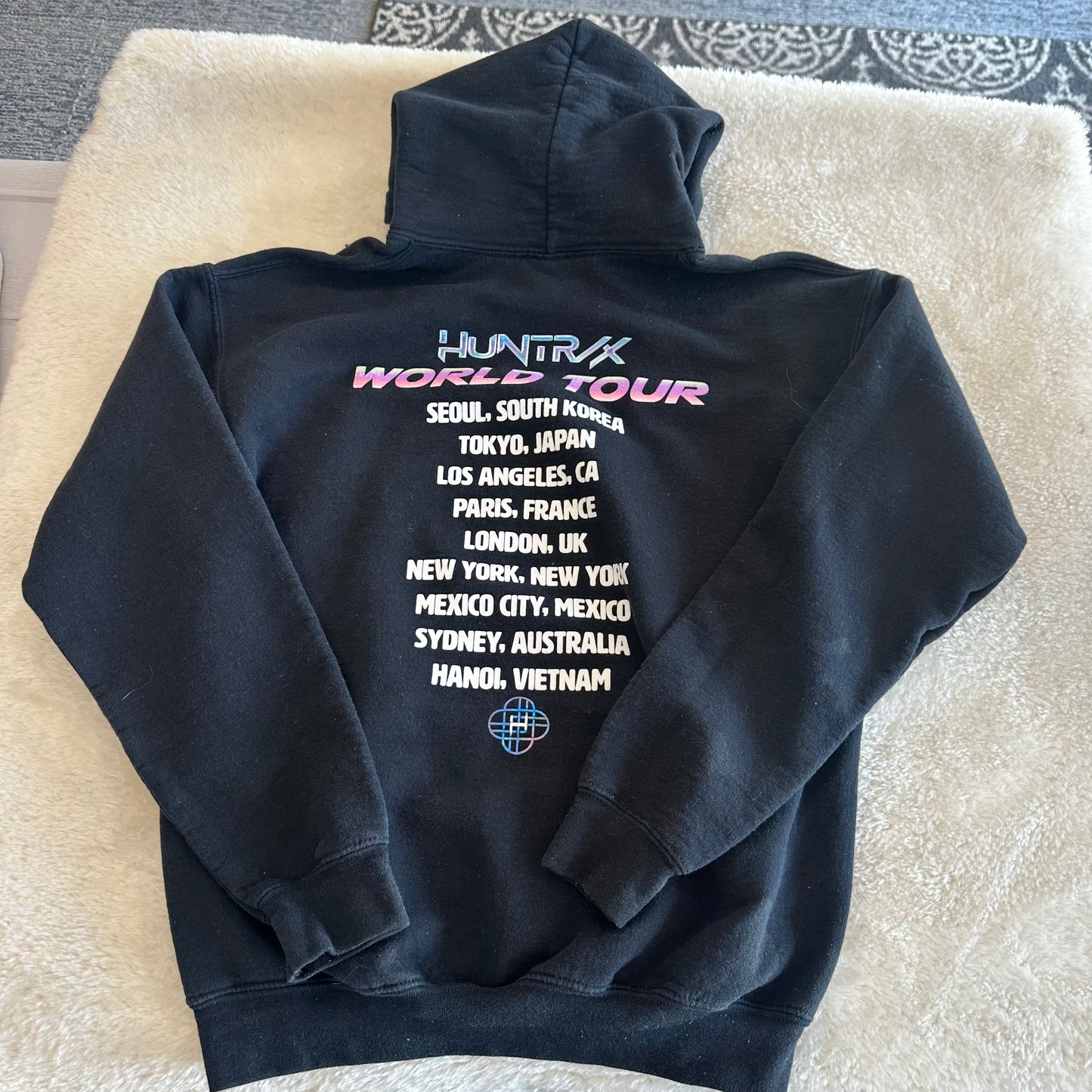 Girls Netflix XL(12) Black HunterX Hoodie