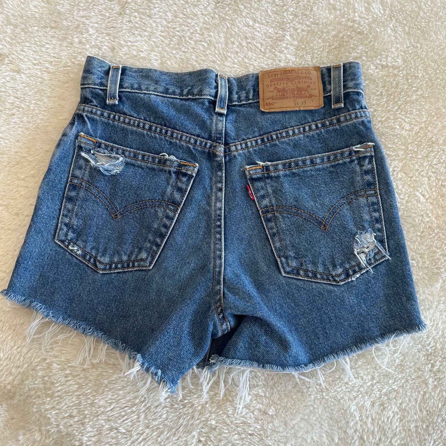Girls Levi’s Distressed Jean Shorts