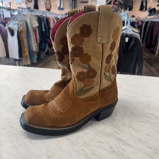 Ariat Size 8.5 Women’s Boots