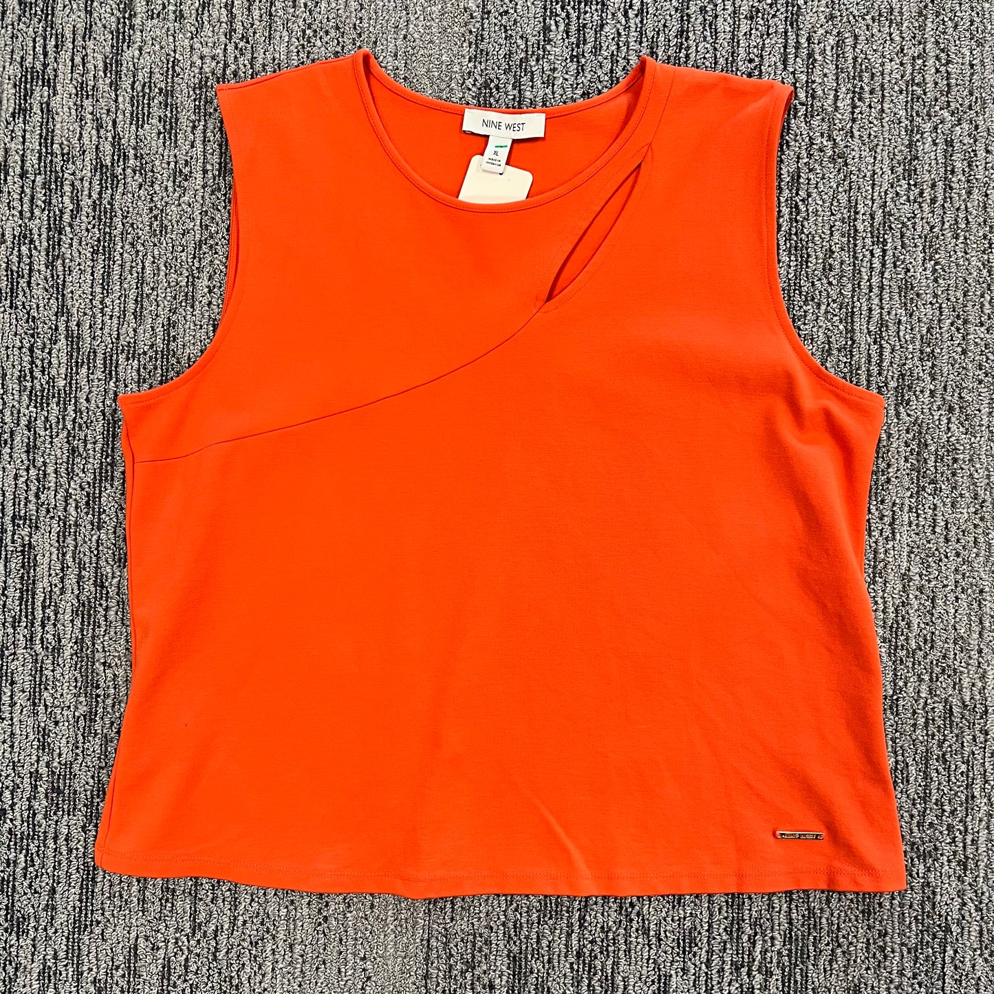 XL Nine West Tank