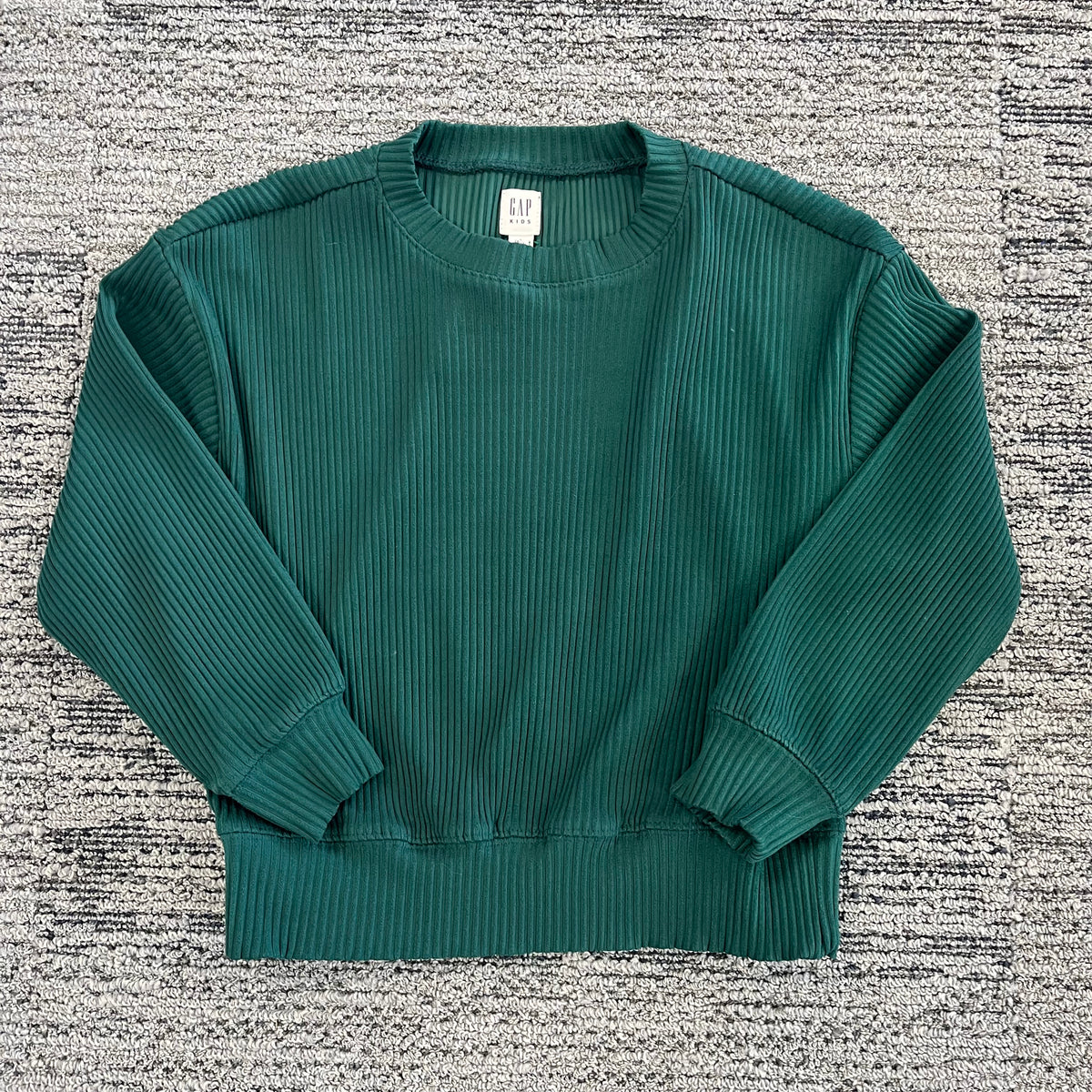Gap Kids Size 6/7 Green Set
