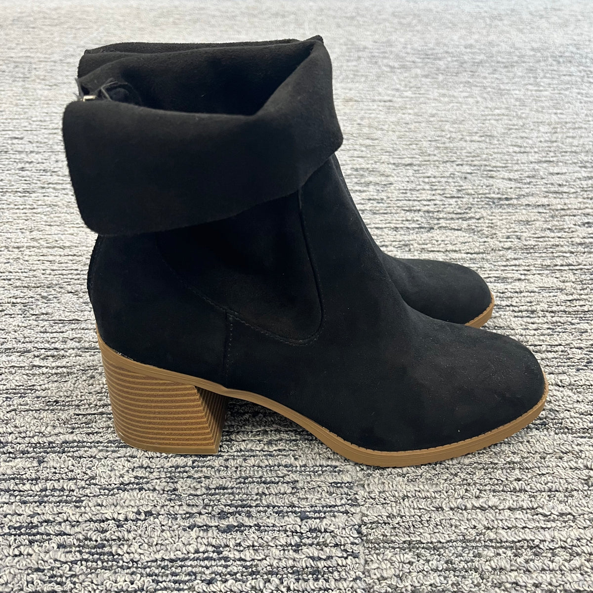 Size 10 Sun & Stone Boots Like New!