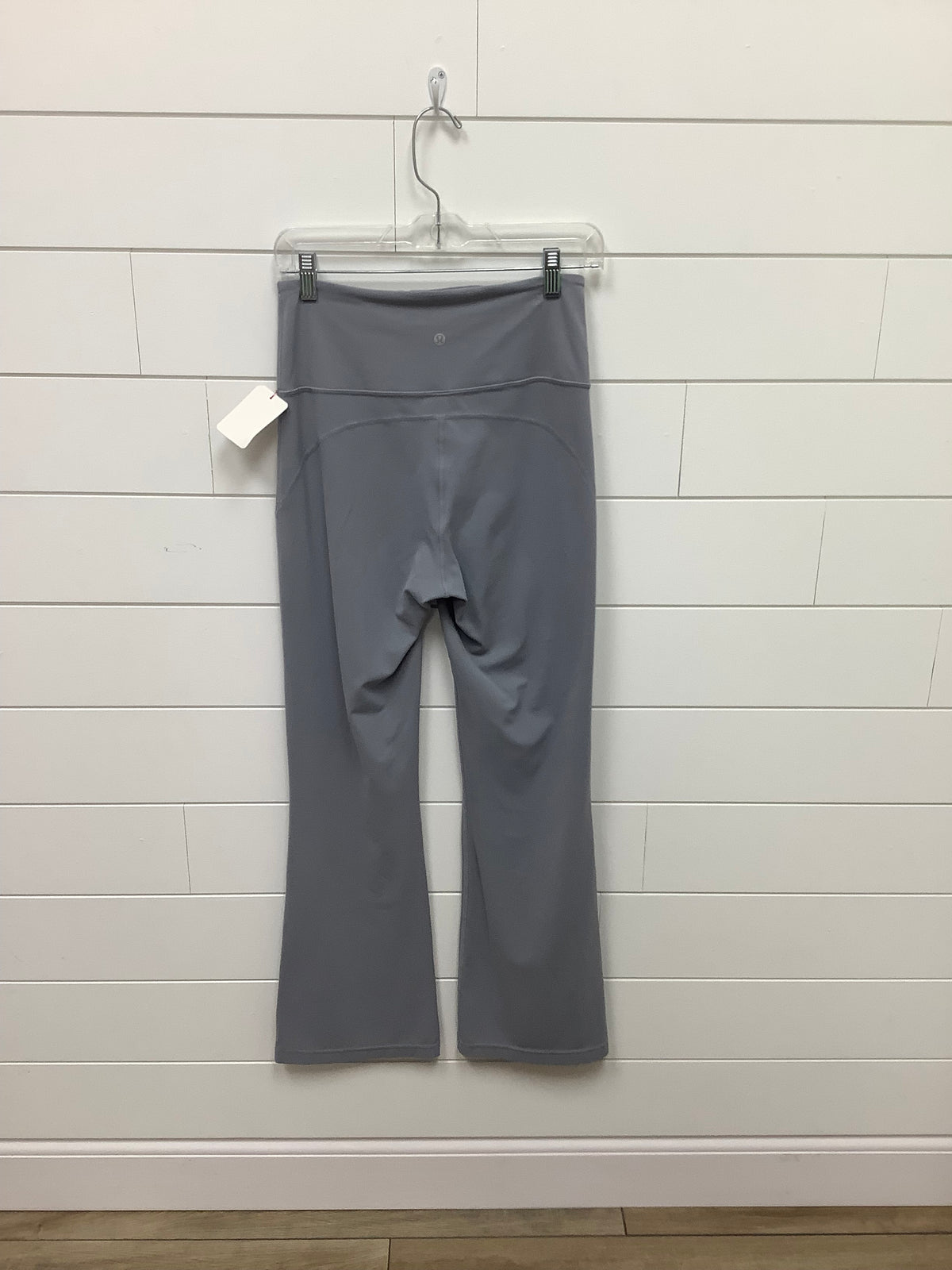 Lululemon size 8 flowy leggings
