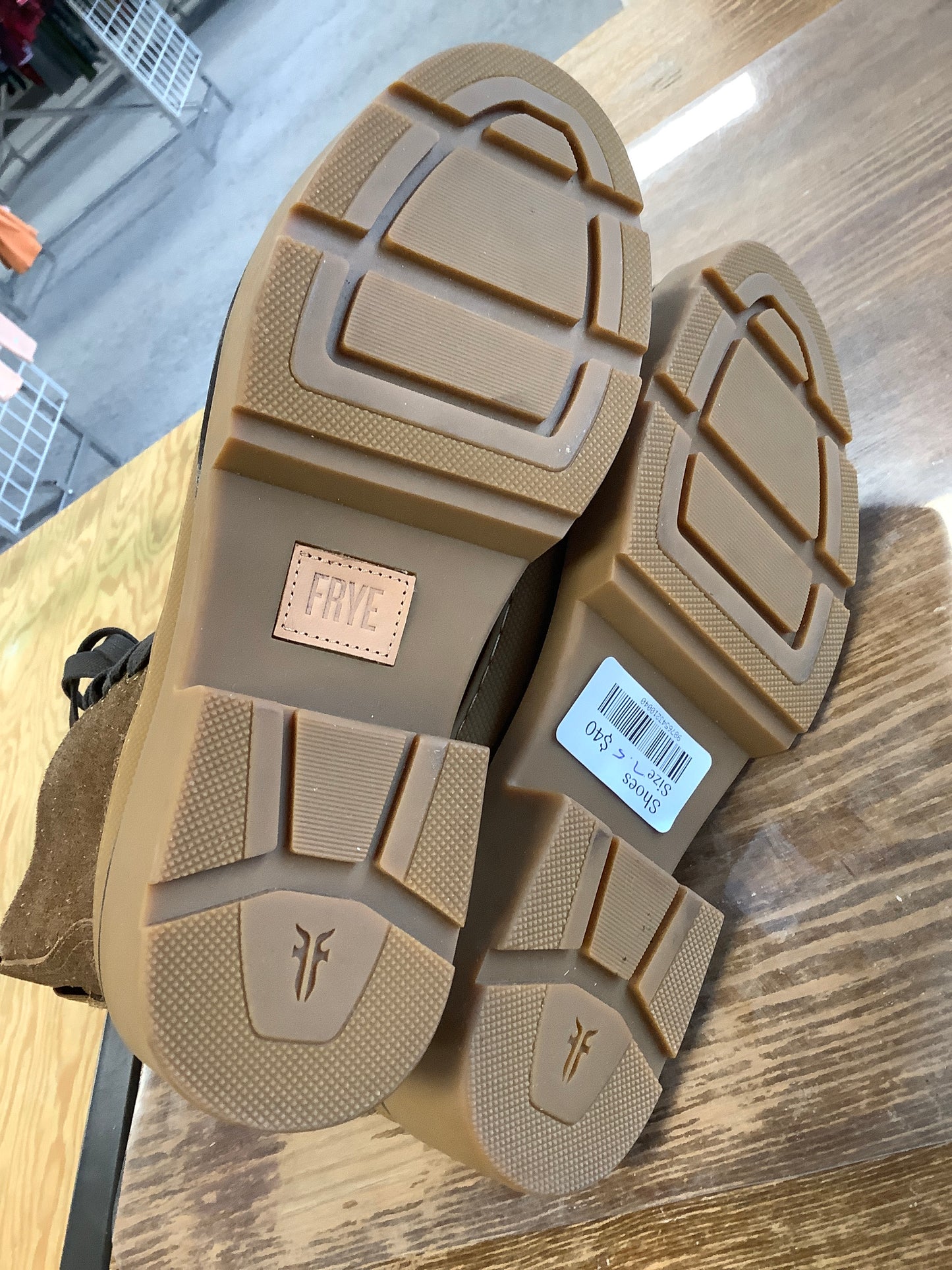 Frye Chelsea boot size 7.5