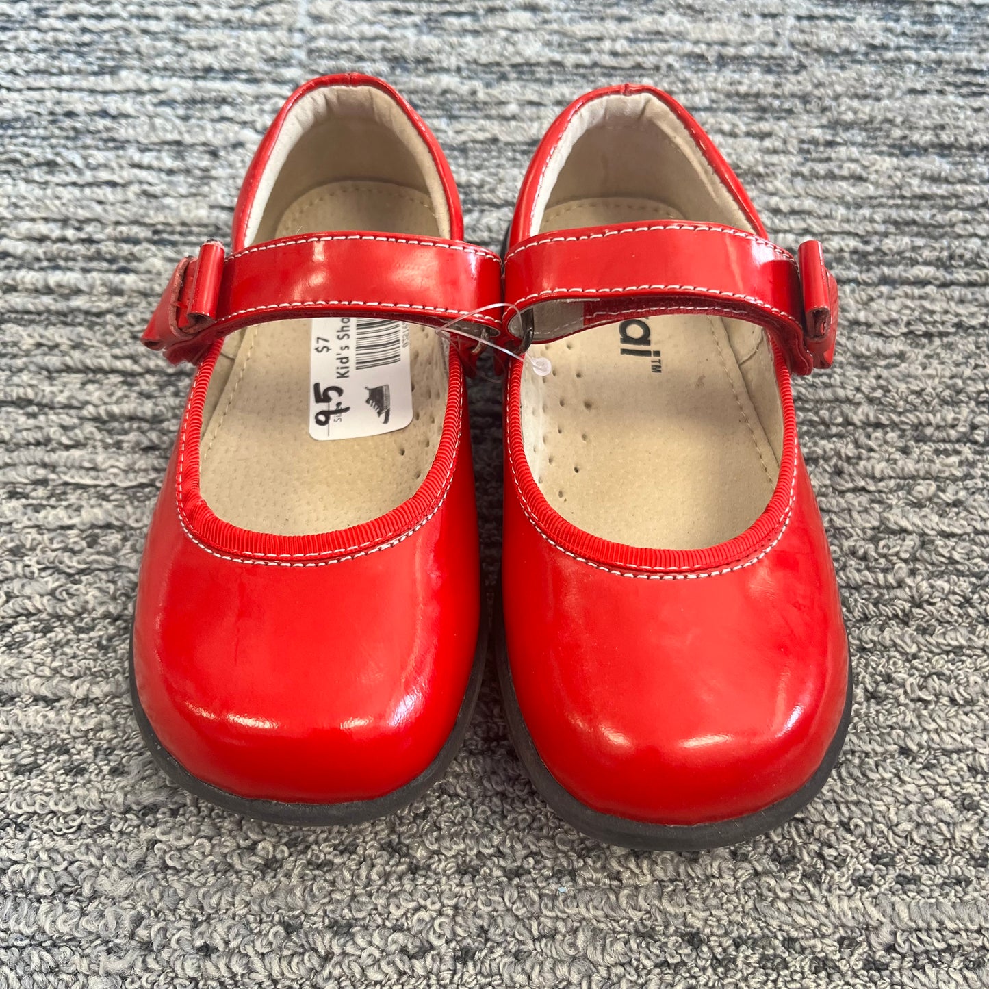 Girls Size 9.5 Kai Red Shoes