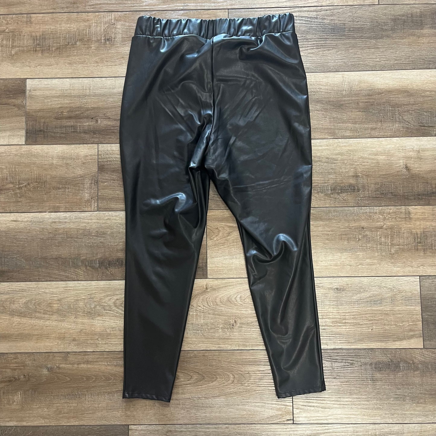 2X Torrid Pleather Leggings