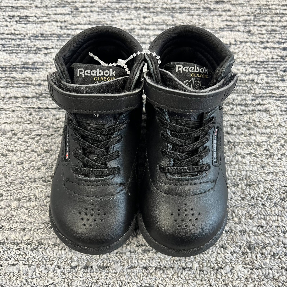 Toddler Boys Size 5 Black Reeboks