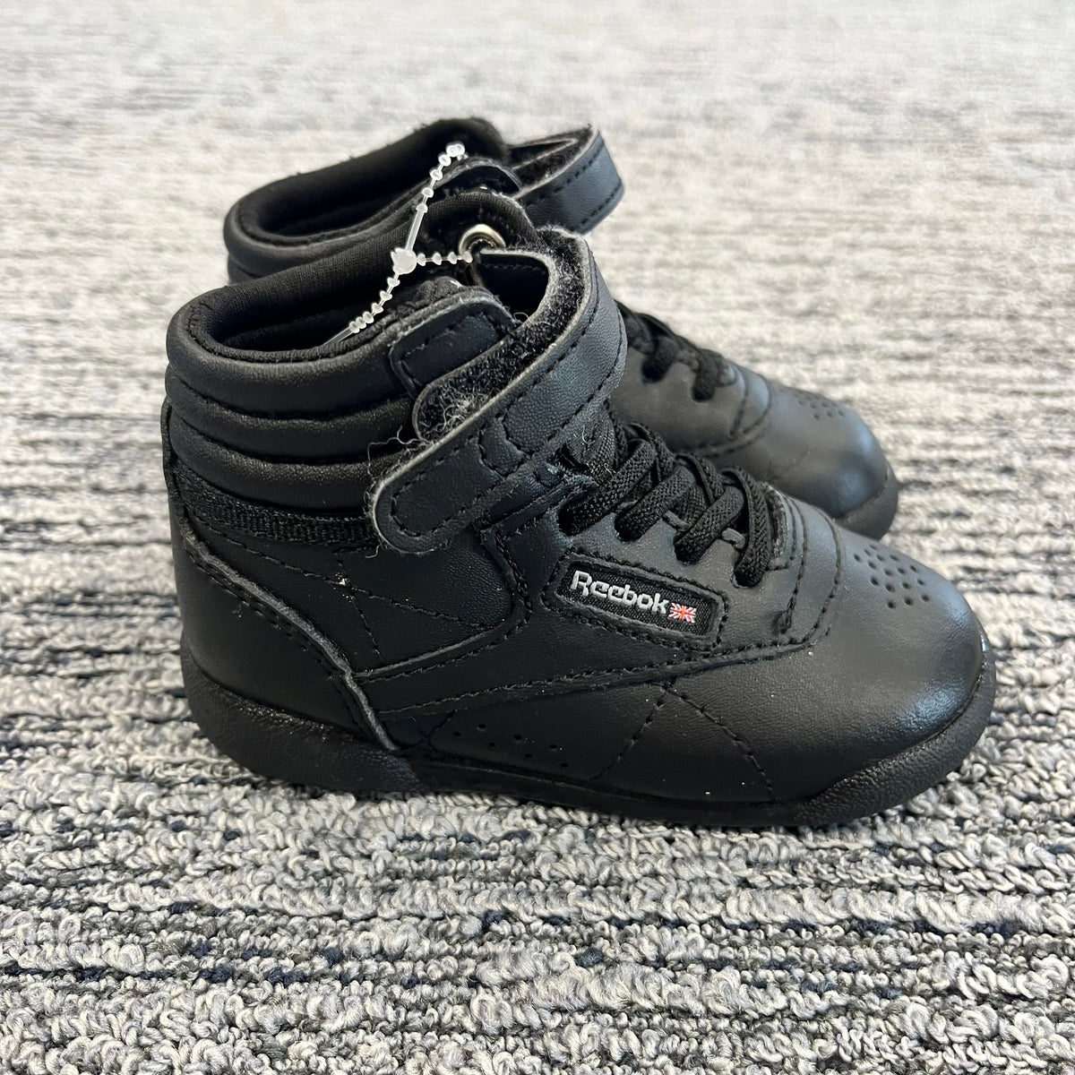 Toddler Boys Size 5 Black Reeboks