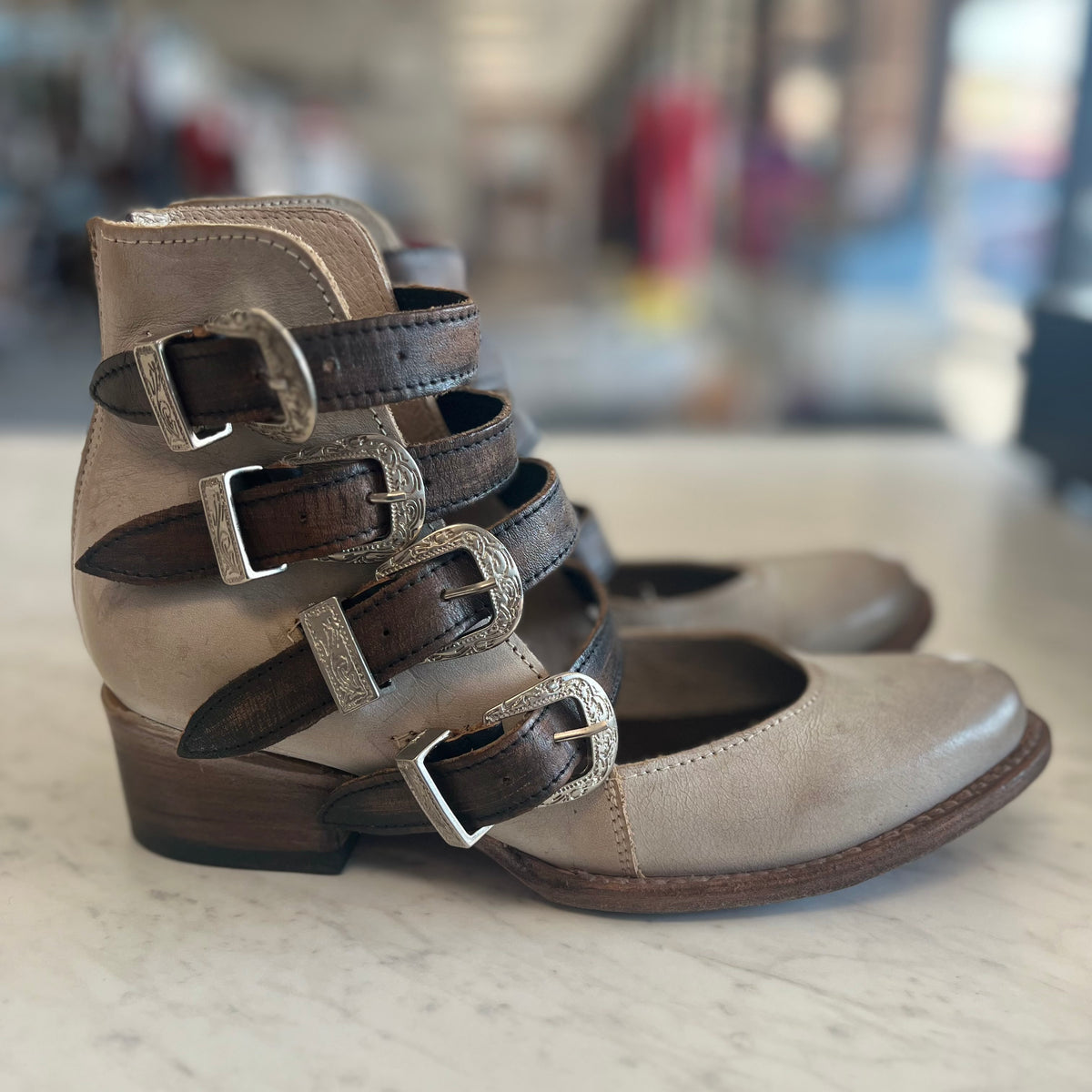 Size 9 Free Bird Scarlett Shoes