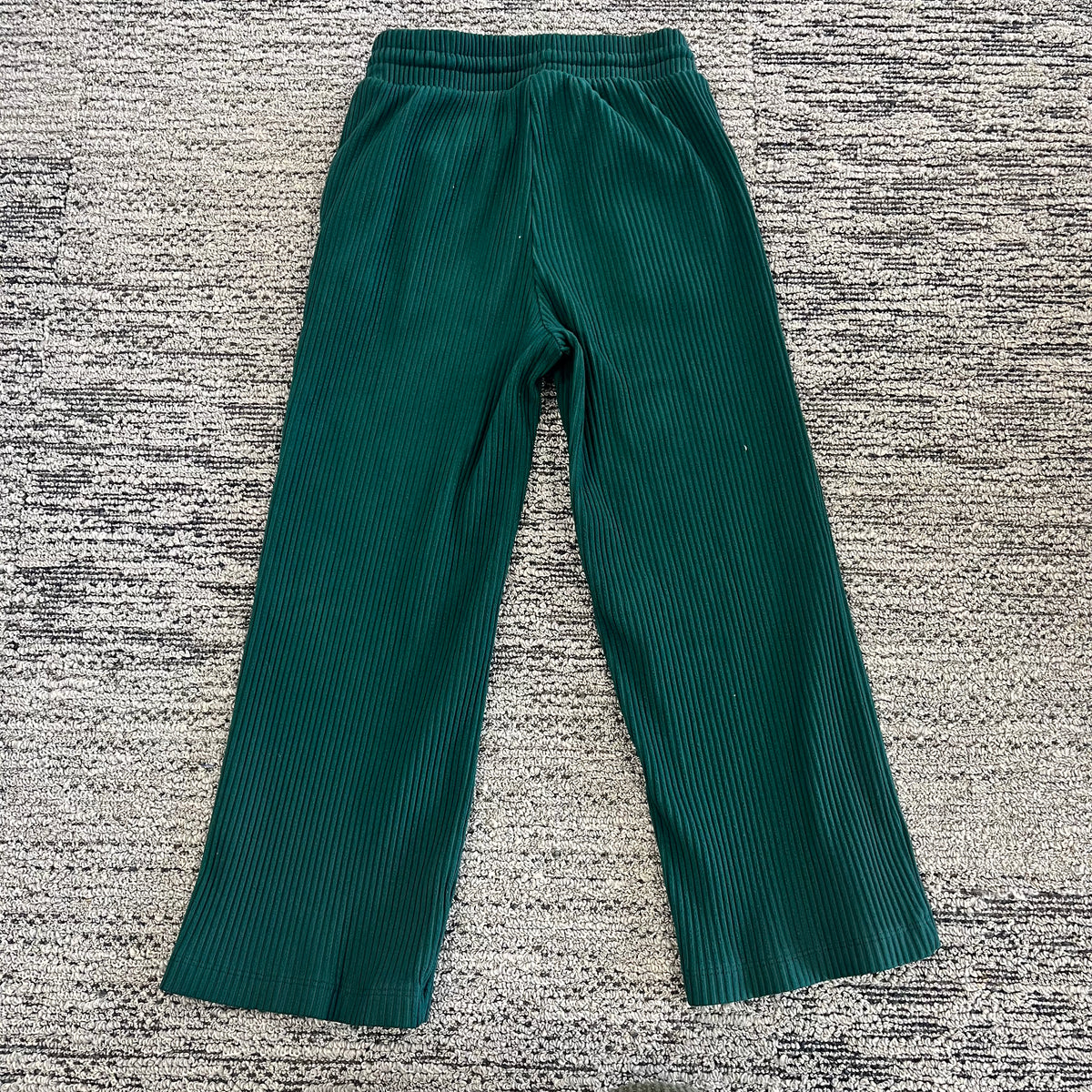Gap Kids Size 6/7 Green Set