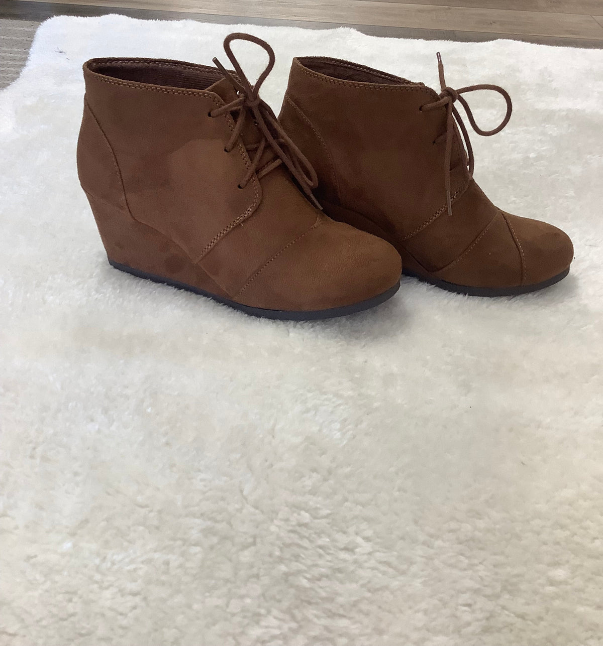 Unr8ed Brown Wedges size 7.5