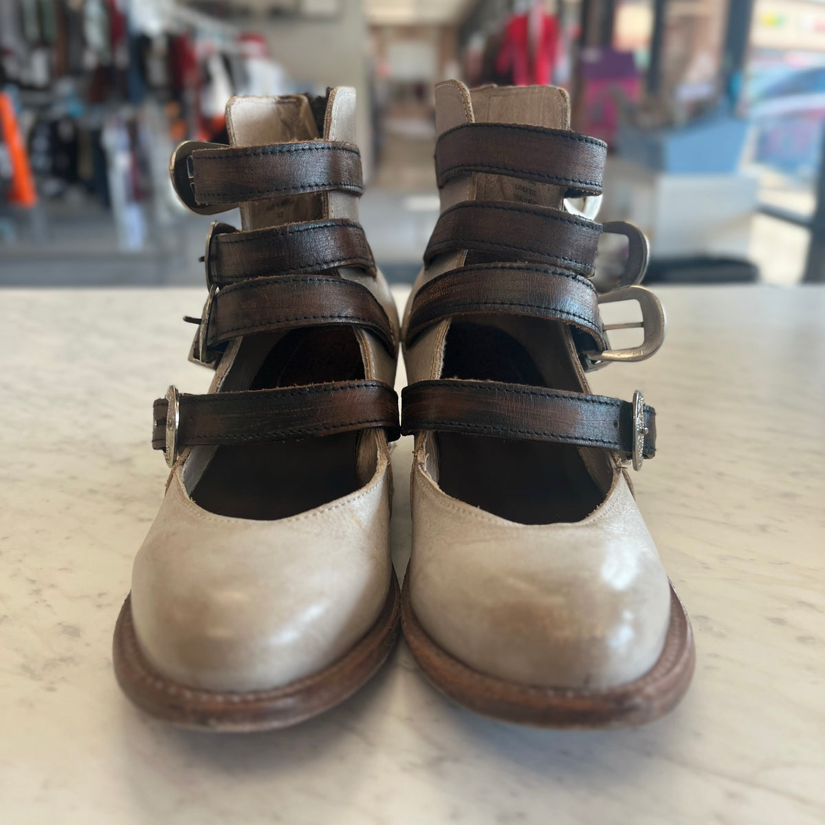 Size 9 Free Bird Scarlett Shoes