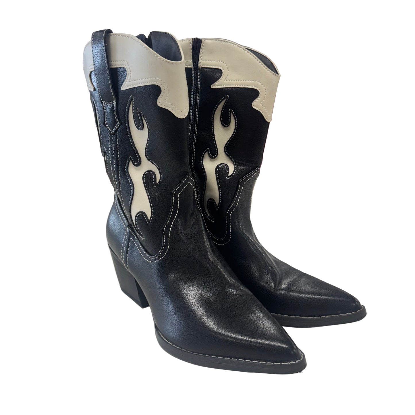 Black and White Cowboy Boots 10