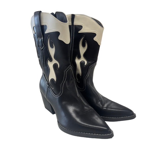 Black and White Cowboy Boots 10