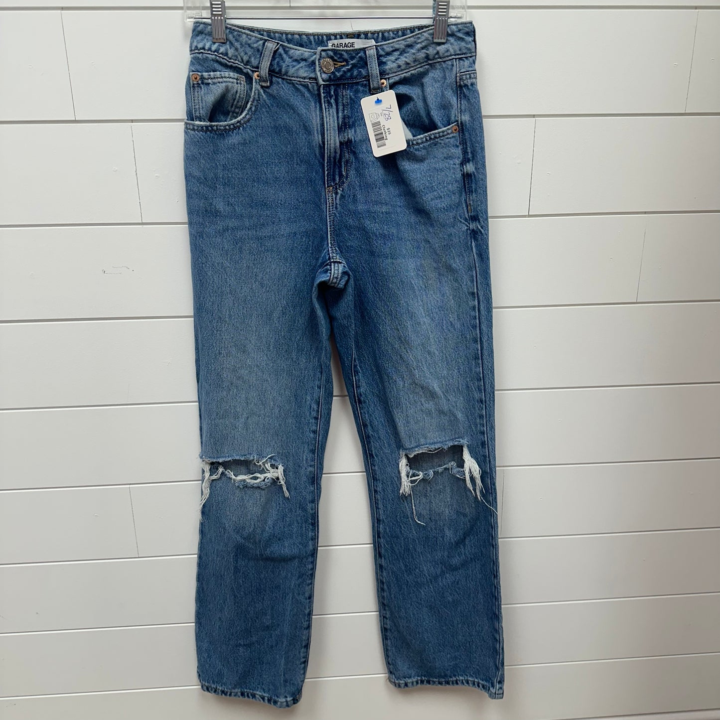Garage 7/28 90’s Straight Ripped Medium Wash Jeans
