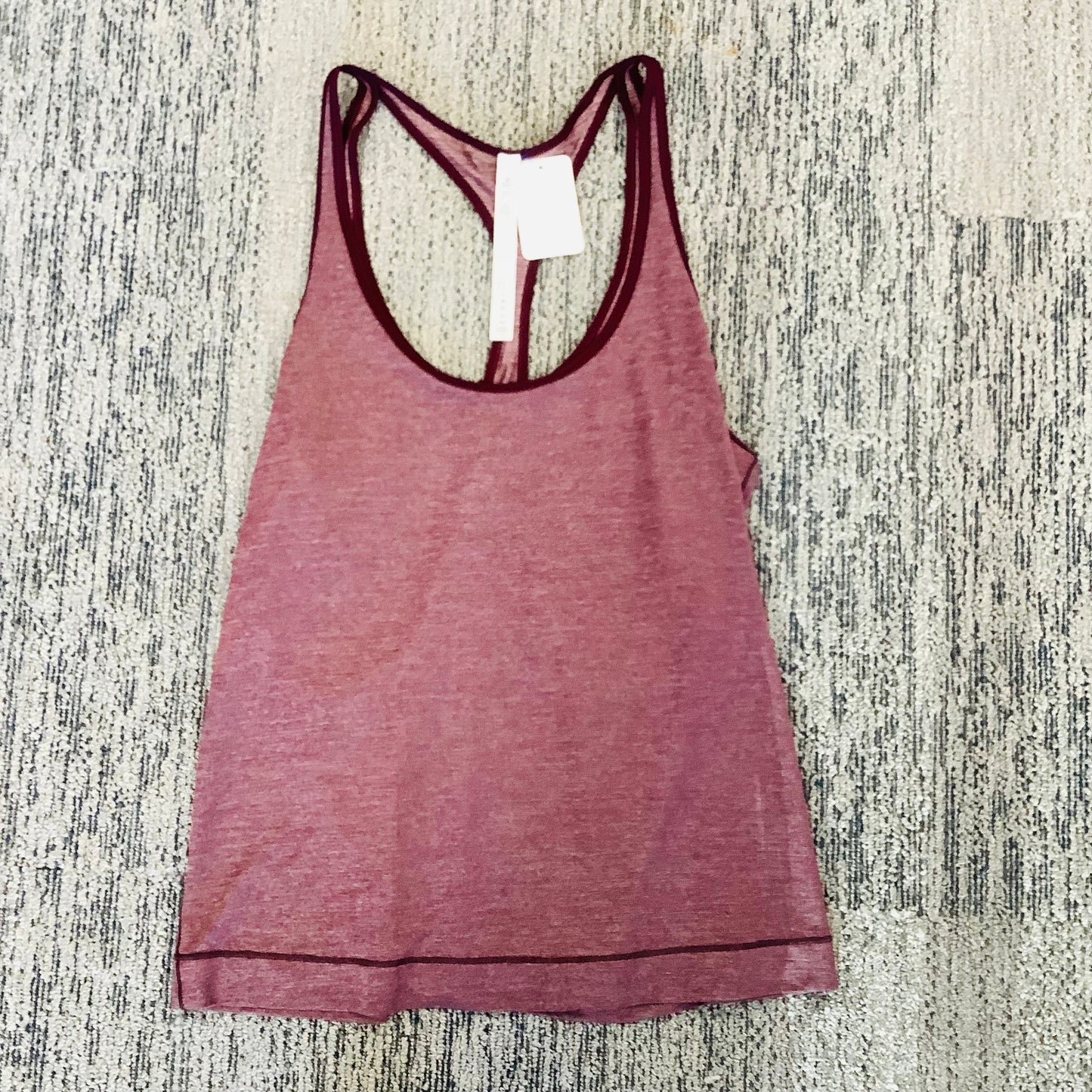 Lululemon Run the Day size 12 tank