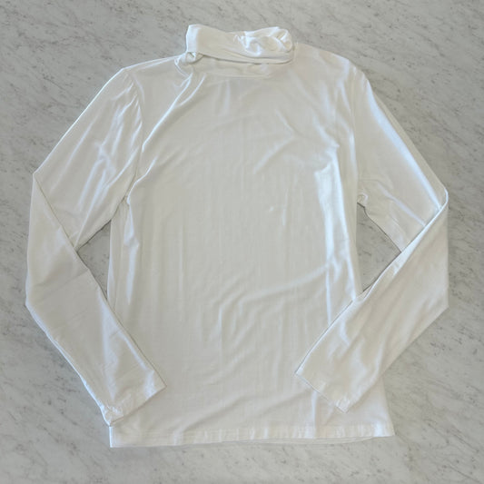 Large White Turtleneck Long Sleeve Top
