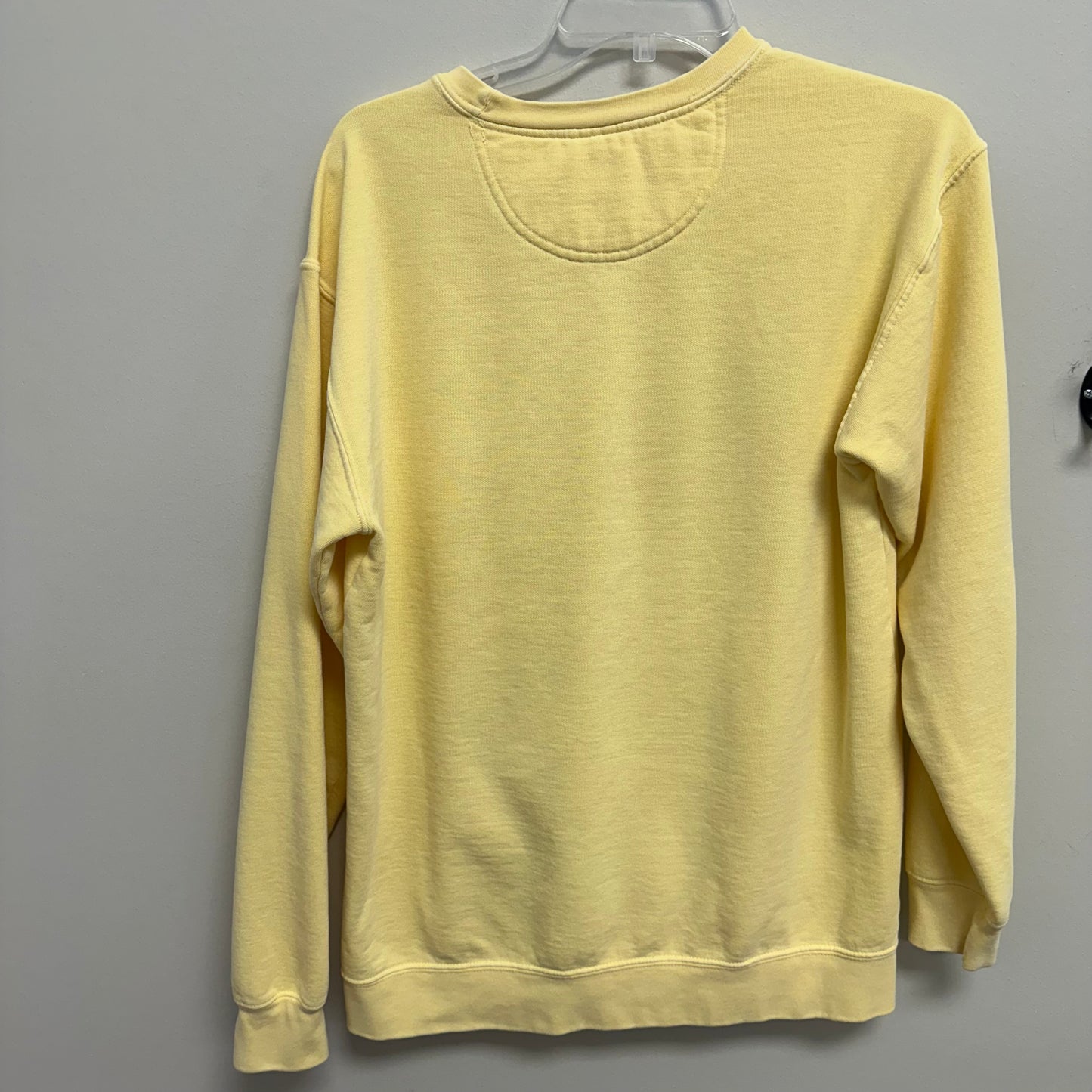 Medium Butter Yellow “Lake Of The Ozarks” Sweatshirf