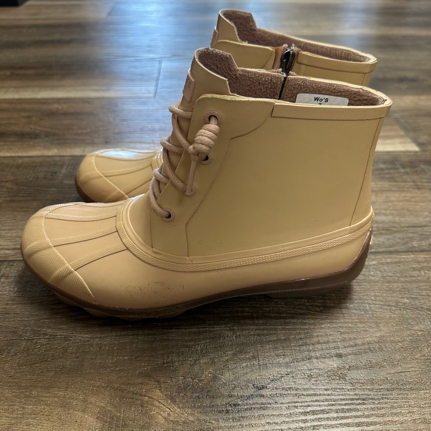 Sperry 7 Khaki Boots