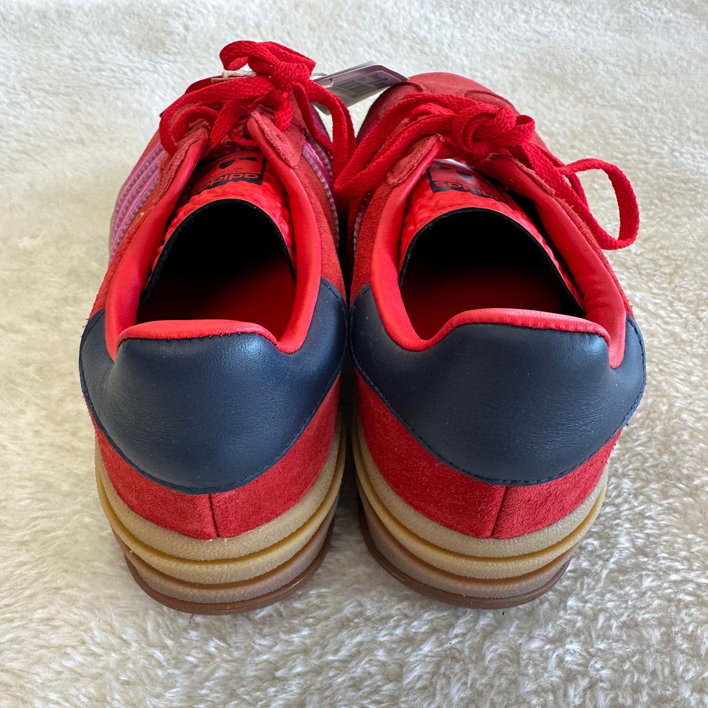 NWT Adidas 8 Gazelle Red/Pink Shoes