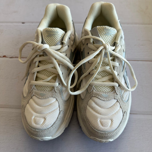 Reebok 7 Silver/Cream Lunex Sneakers