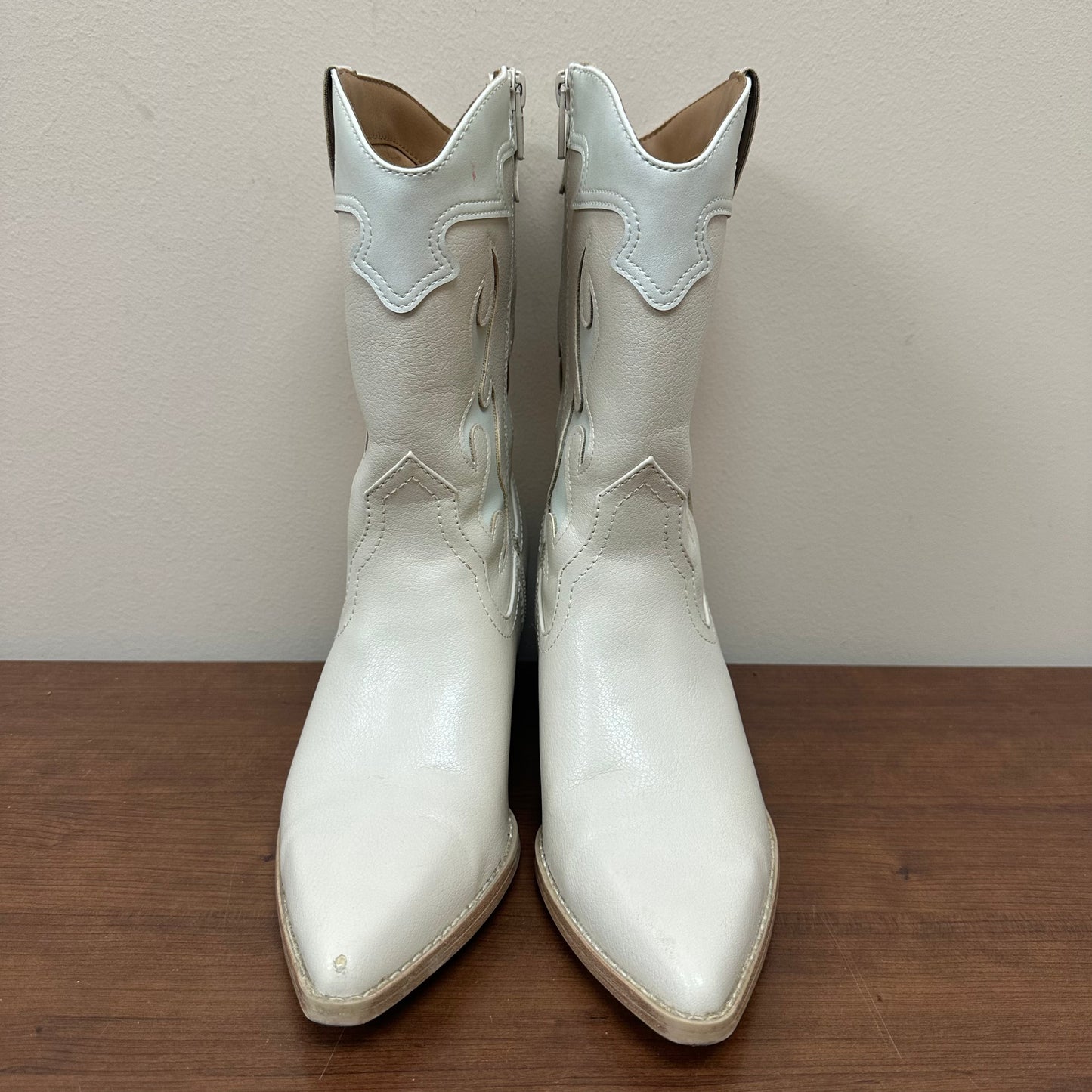 Universal Thread 7.5 Cowgirl Boots