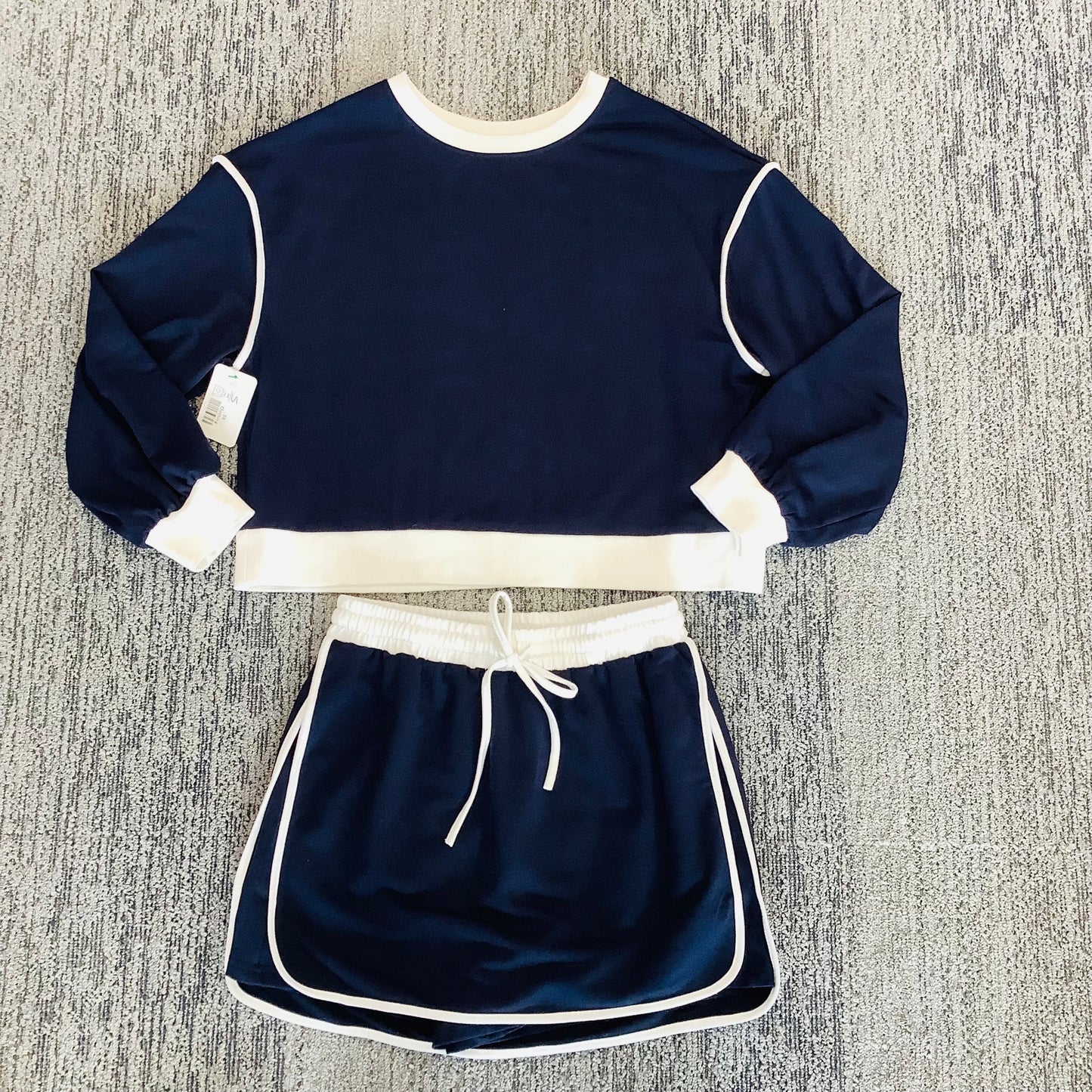 Small Navy/white lounge set