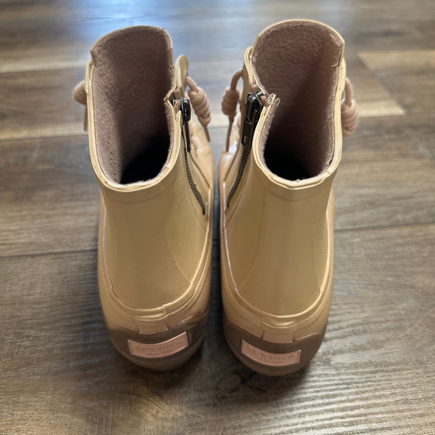 Sperry 7 Khaki Boots