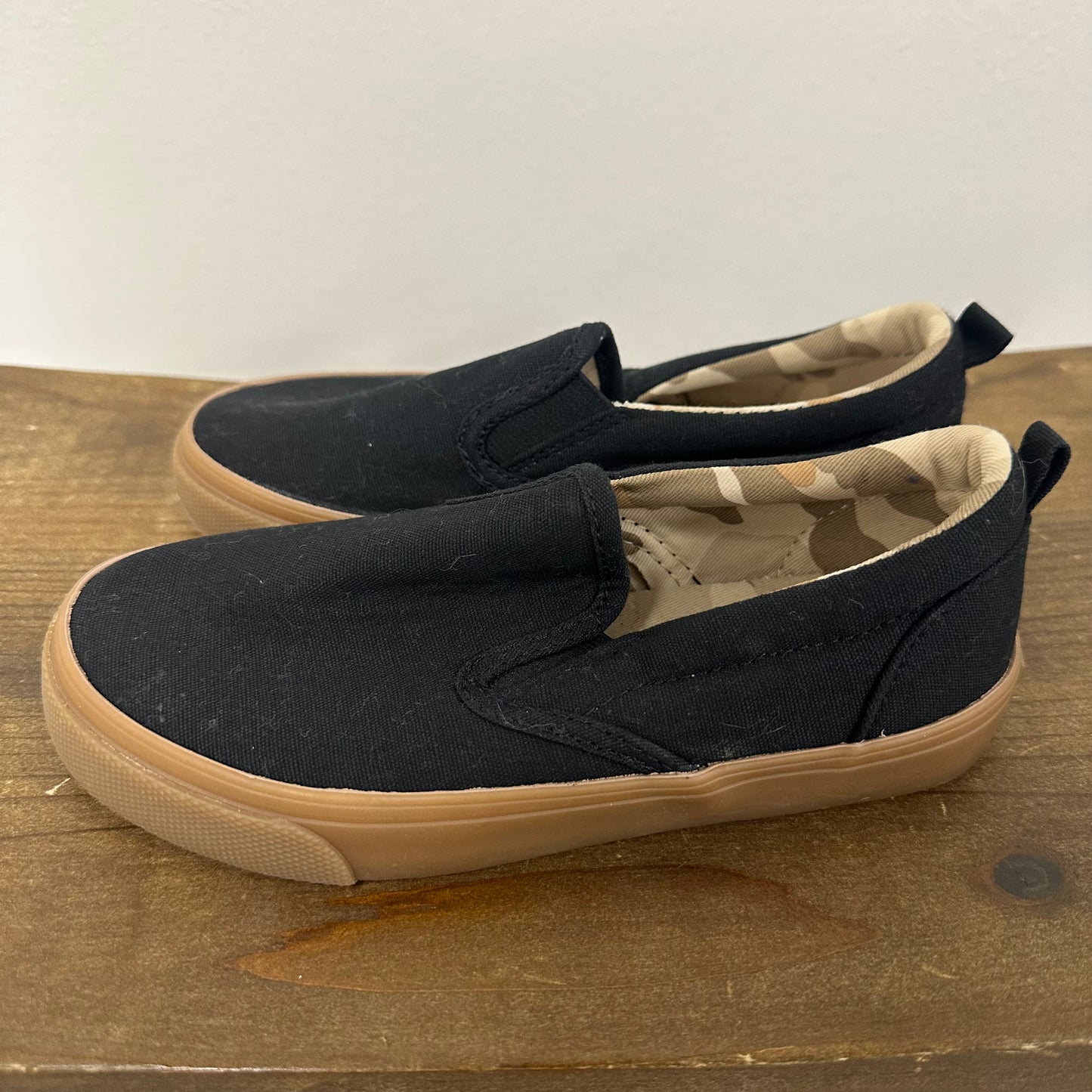 Kids Old Navy 12 Black/Brown Slip On Shoes