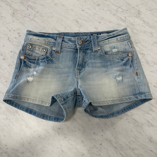Miss Me 27 Mid-Rise Easy Shorts Light Wash Shorts
