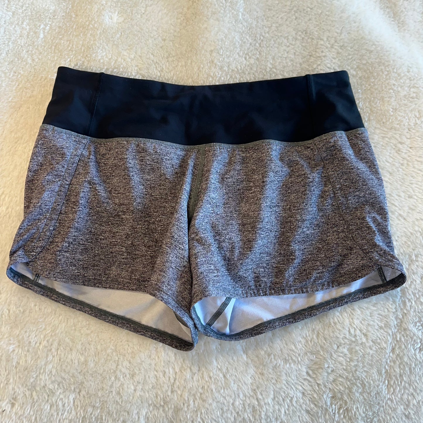 Lululemon 4 Grey/Black Shorts