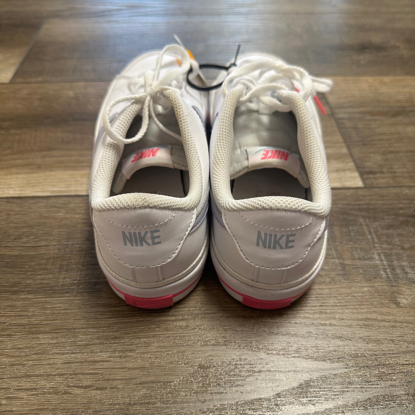 Kids Nike 6.5 White/Blue/Pink Shoes