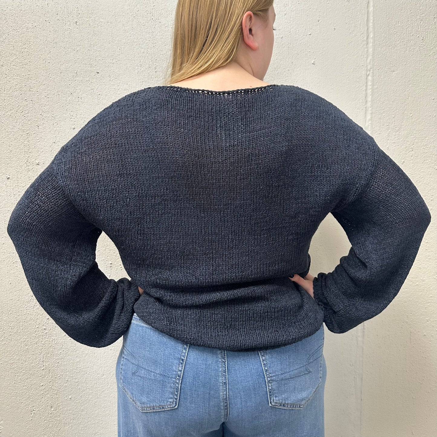 Edikted XL Dark Navy Blue Knit Sweater
