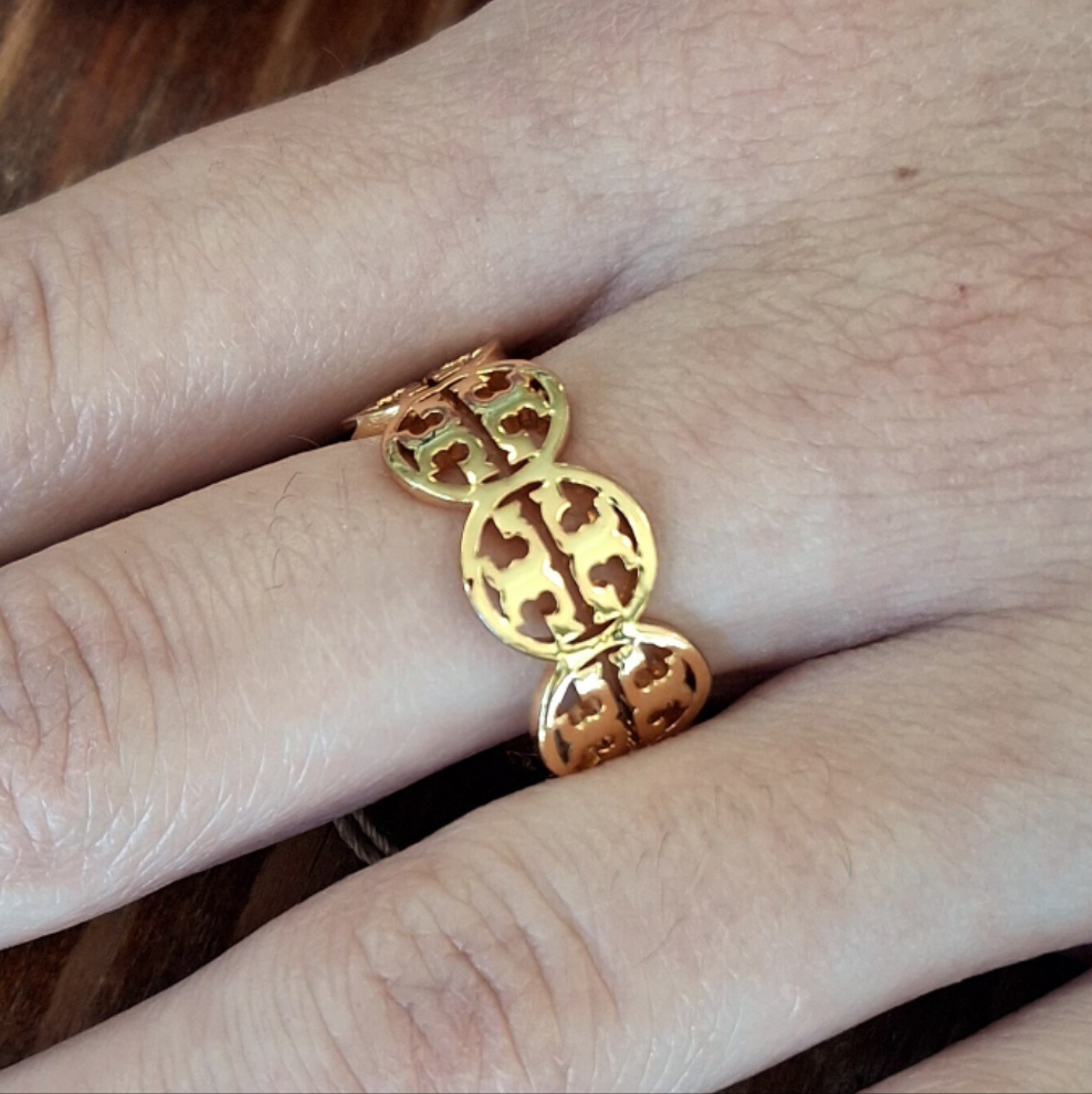 Tory Burch signature ring size 6