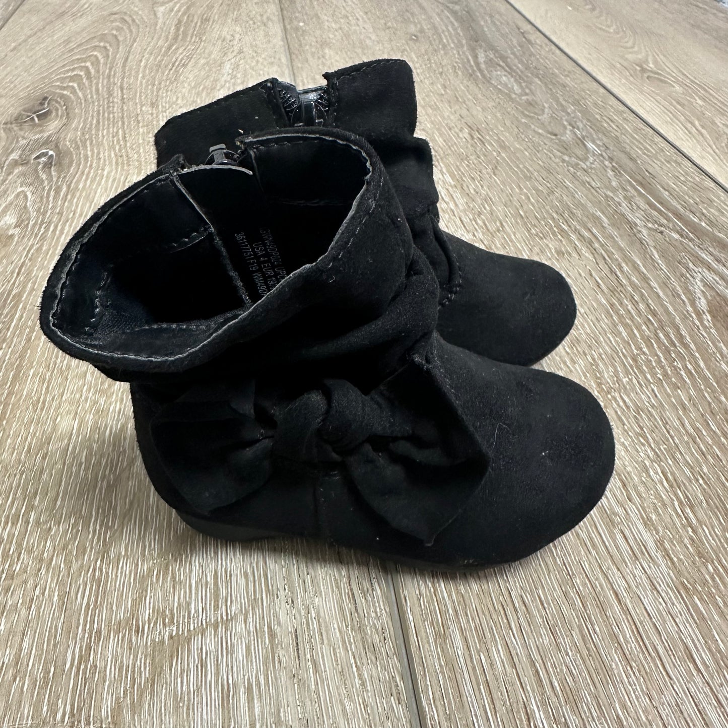 Baby Wonder Nation 4 Black Bow Booties