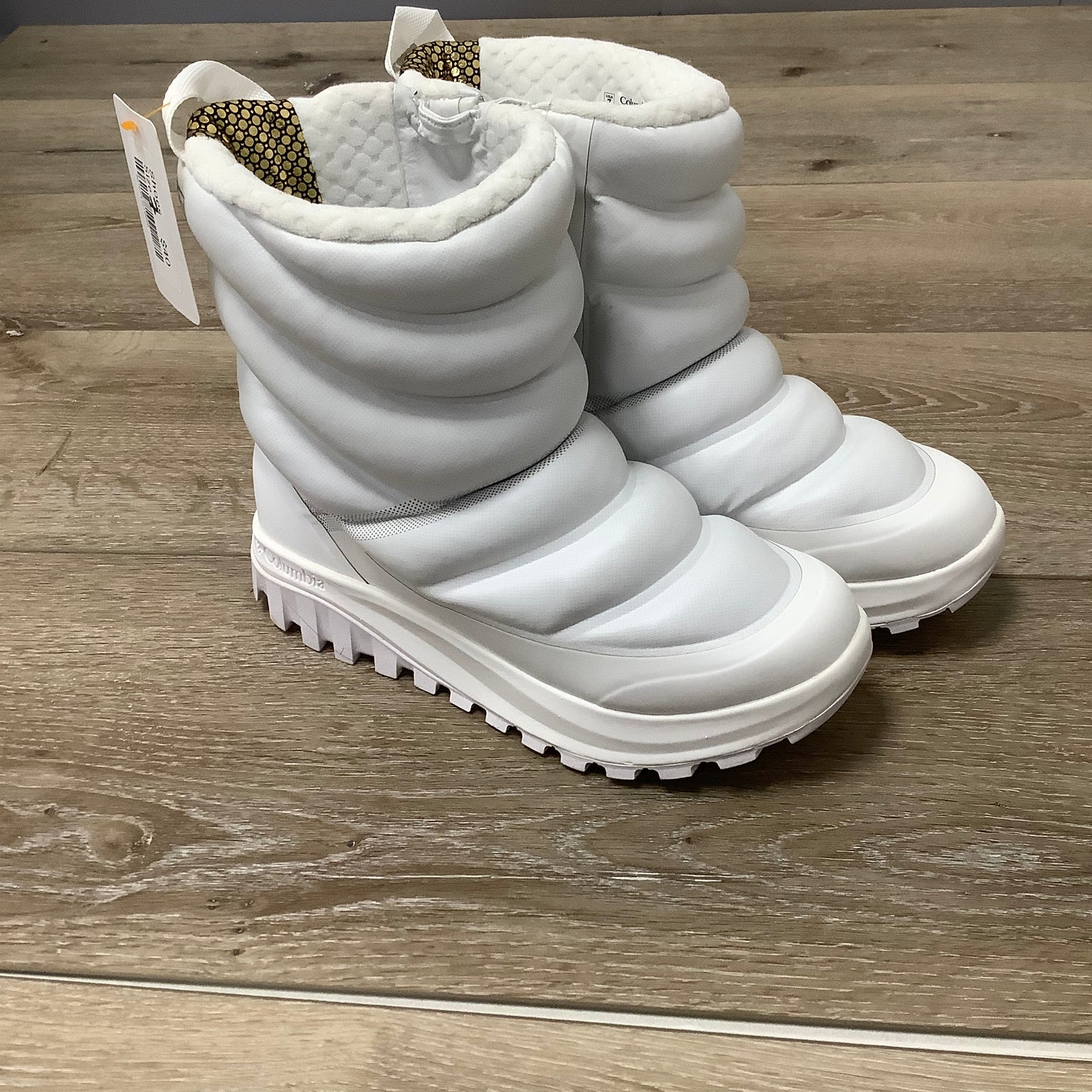 Columbia white outdry waterproof boots size:7