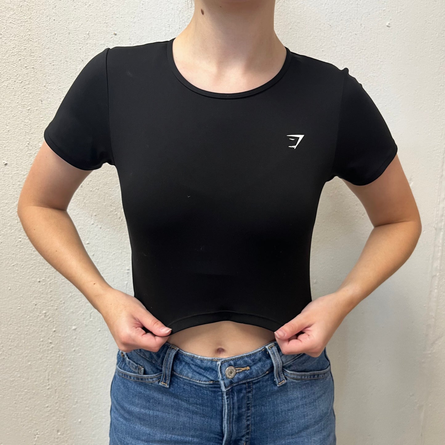 GymShark S Black Cropped Top