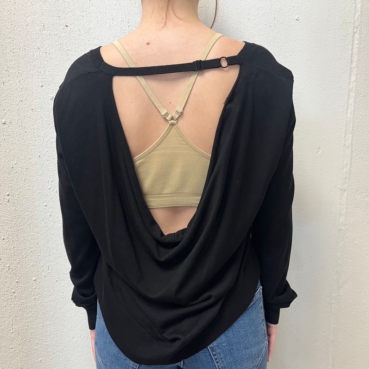 BCBG Maxavria M Black Opened Back Top