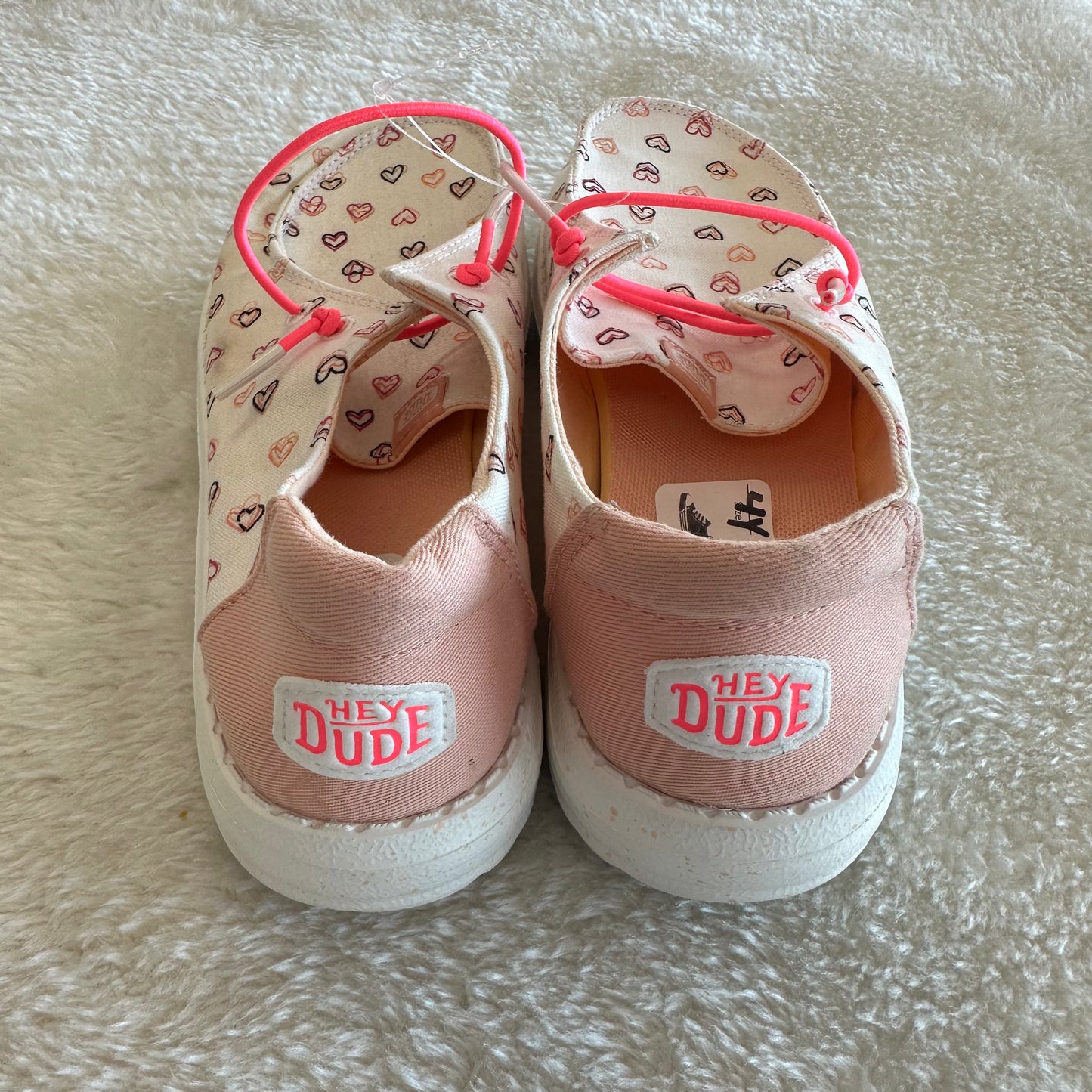 Girls Hey Dude 4Y White Printed Hearts Slip On Shoes