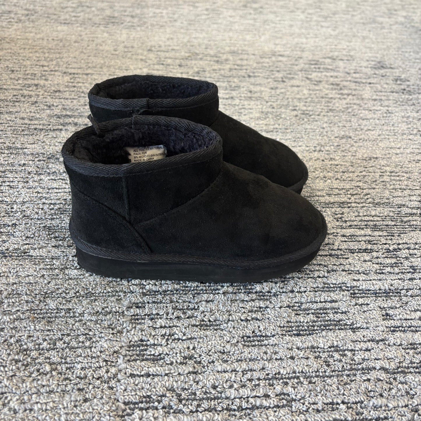 Children’s place boots size 1