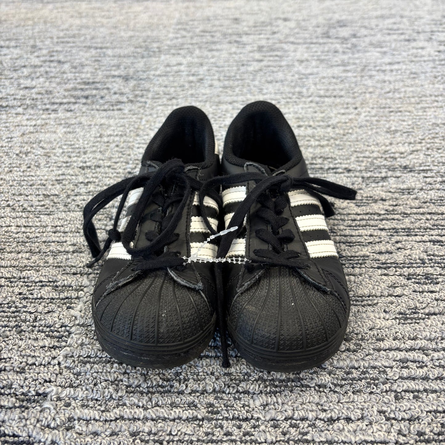 Adidas superstar shoes size 13 boys