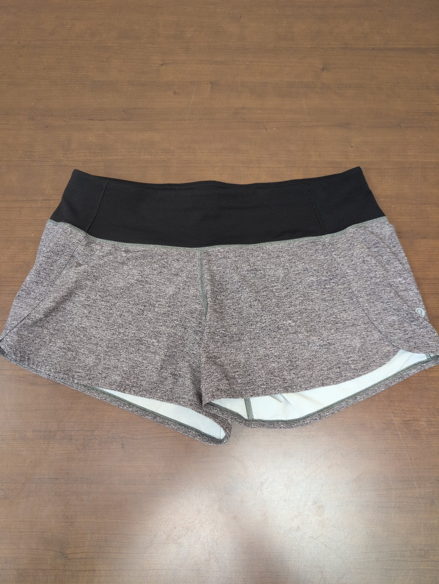 Lululemon size 8